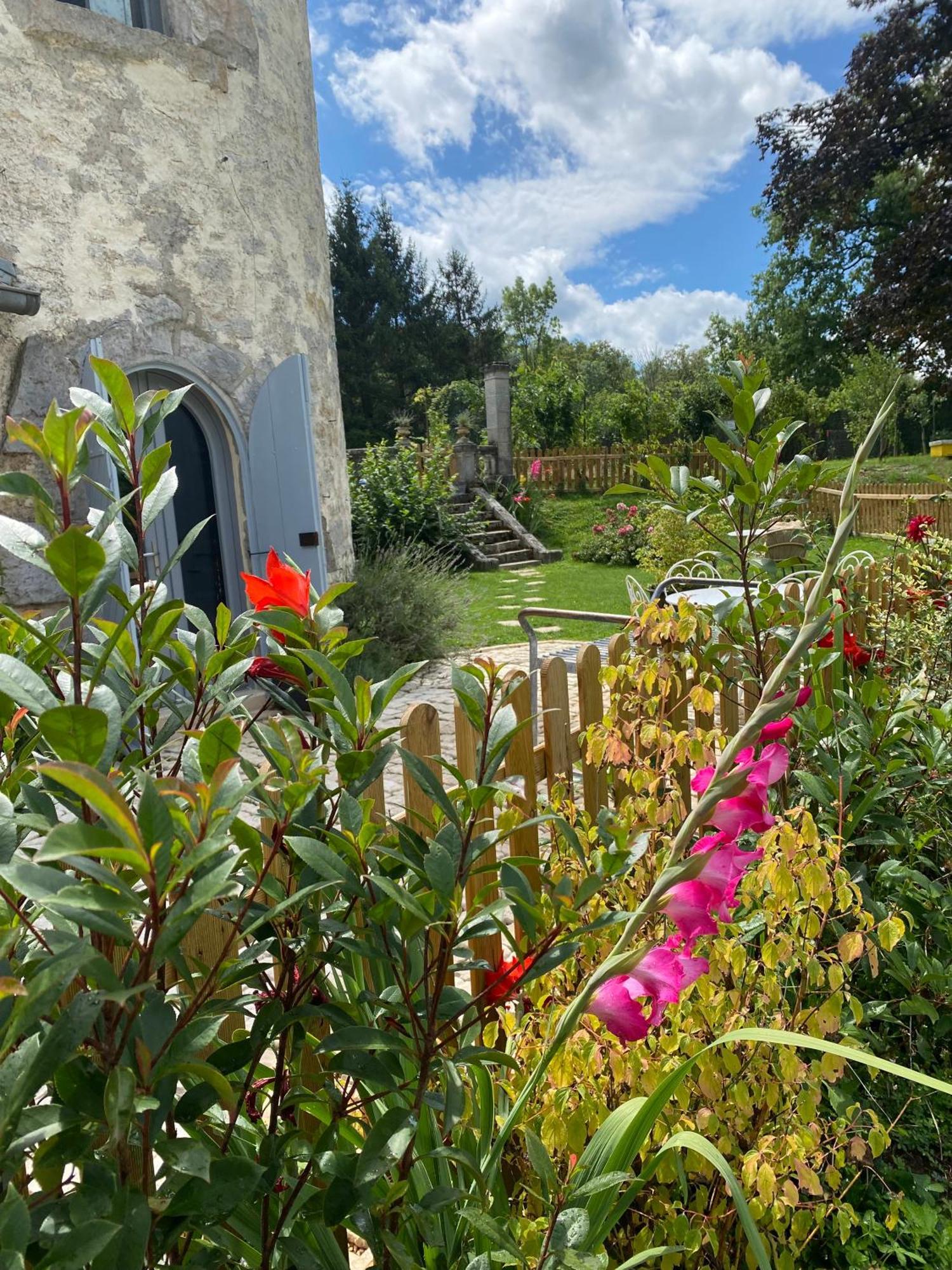 Bed and Breakfast Le Colombier De Malpas Quingey Exterior foto